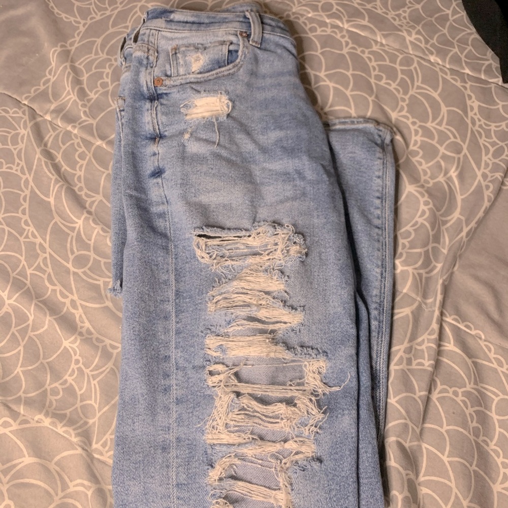 distressed ae mom jeans